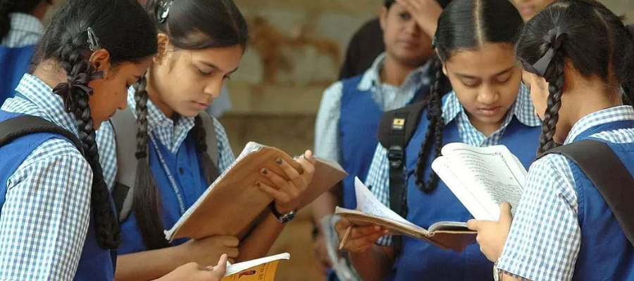 Good News for girl students who have passed Intermediate Exam: Bihar government will soon credit ₹ 25000 in their bank account